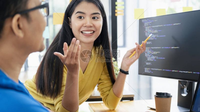 自建电商平台与外包开发的成本考量：划算之道